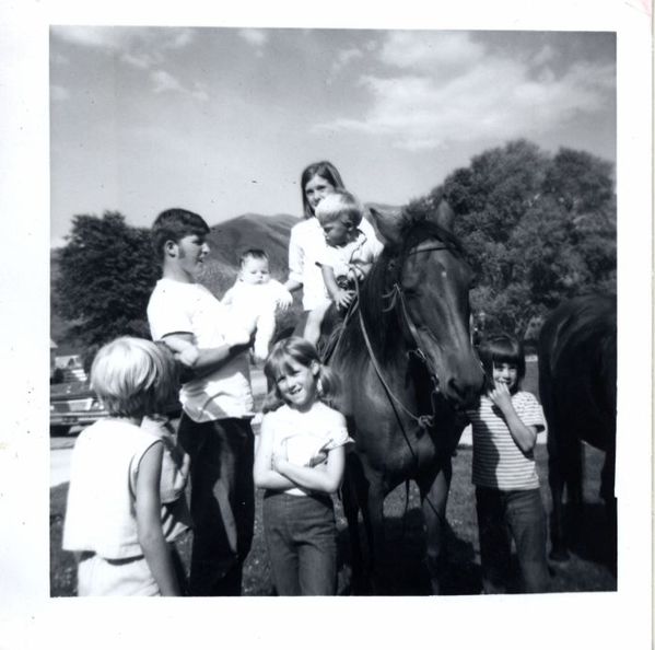 original/horse&kids.jpg